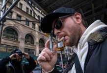 EE.UU. REGISTRA EL MAYOR CONSUMO DE MARIGUANA ENTRE TRABAJADORES EN 20 AÑOS