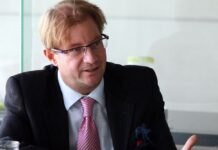 DETIENEN EN ISRAEL A ANDRÉS ROEMER; SERÁ EXTRADITADO A MÉXICO