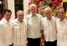 PEÑA NIETO REAPARECE CON LOS CLINTON Y EN REPÚBLICA DOMINICANA