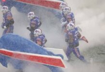 ¡DEMASIADO FRIO PARA JUGAR! NUEVA YORK ESTÁ ‘TAPIZADO’ DE NIEVE Y SUSPENDEN JUEGO DE LA NFL