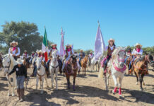 PARTICIPAN DIPUTADAS Y DIPUTADOS EN LA «14 CABALGATA CON AROMA DE MUJER»