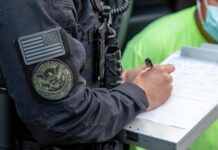 Ley de Georgia obliga a Policía a entregar indocumentados a autoridades migratorias