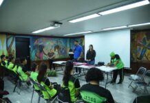 ENTREGAN A “TITANES” DE DIF CAJEME CAMISETAS PARA COMPETENCIA ESTATAL