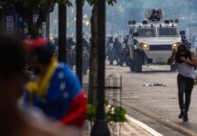 MADURO ASEGURA QUE HAY 2 MIL DETENIDOS EN PROTESTAS CONTRA EL RESULTADO DE LAS ELECCIONES