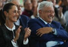 Sheinbaum envía felicitación de cumpleaños a López Obrador; le dedican ‘Las Mañanitas’ en Palacio Nacional