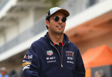 F1: Checo Pérez se queda en Red Bull para 2025 gracias a ayuda inesperada