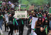 Proponen eliminar delito de aborto en cualquier etapa de la gestación