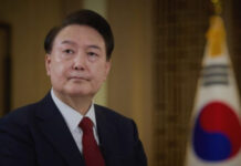 En Corea del Sur aprueban la destitución del presidente Yoon Suk Yeol,