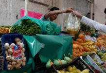 Inflación en México en noviembre baja a 4.55%