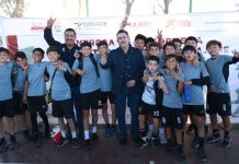 ENTREGA JAVIER LAMARQUE UNIFORMES A MÁS DE 800 ATLETAS DE CAJEME PARA LOS JUEGOS NACIONALES CONADE 2025