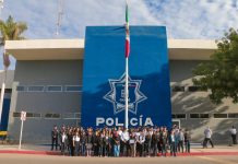 ACOMPAÑAN ESTUDIANTES DE LA SECUNDARIA GENERAL 2 A ELEMENTOS DE LA SSPM DURANTE LUNES CÍVICO